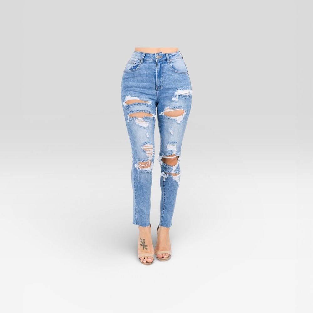 Stylish Blue Distressed Jeans